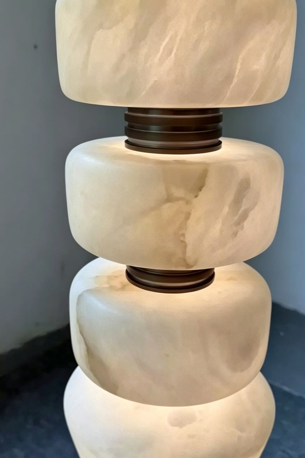 Horizon Obelisk Alabaster & Brass Floor Lamp