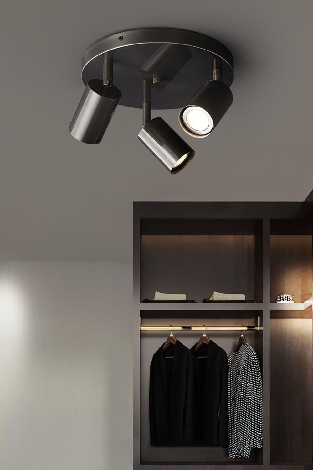 Hugo Hotspot Ceiling Light