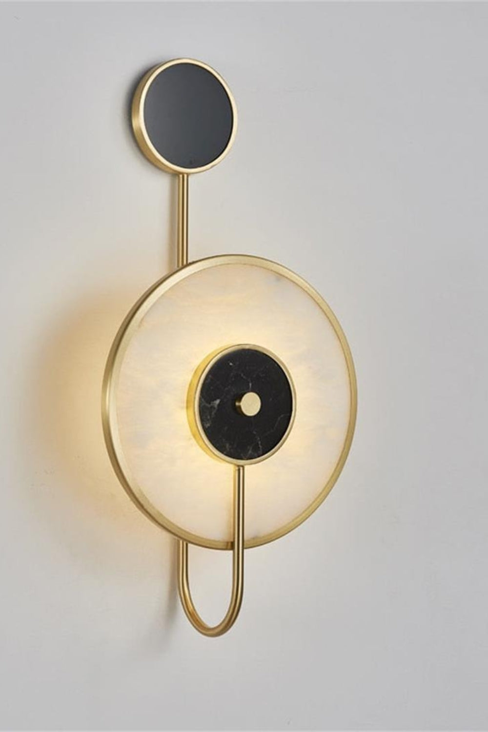 Alabaster Kandy Wall Lamp