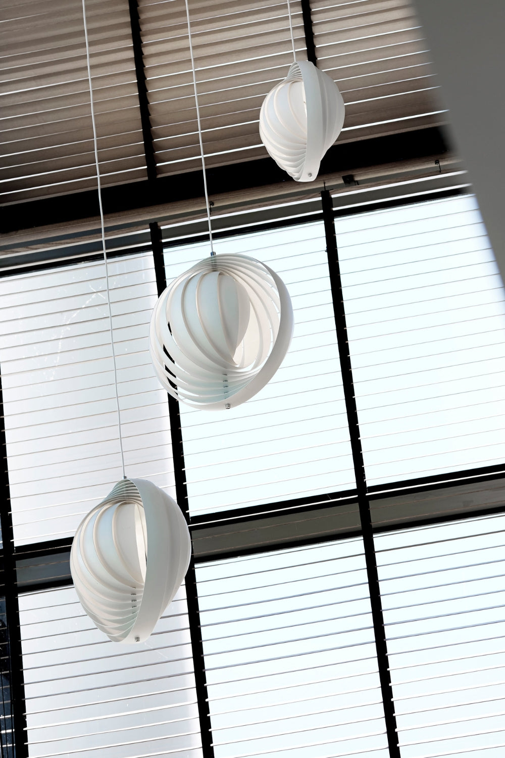 Layered Moon Pendant Lamp