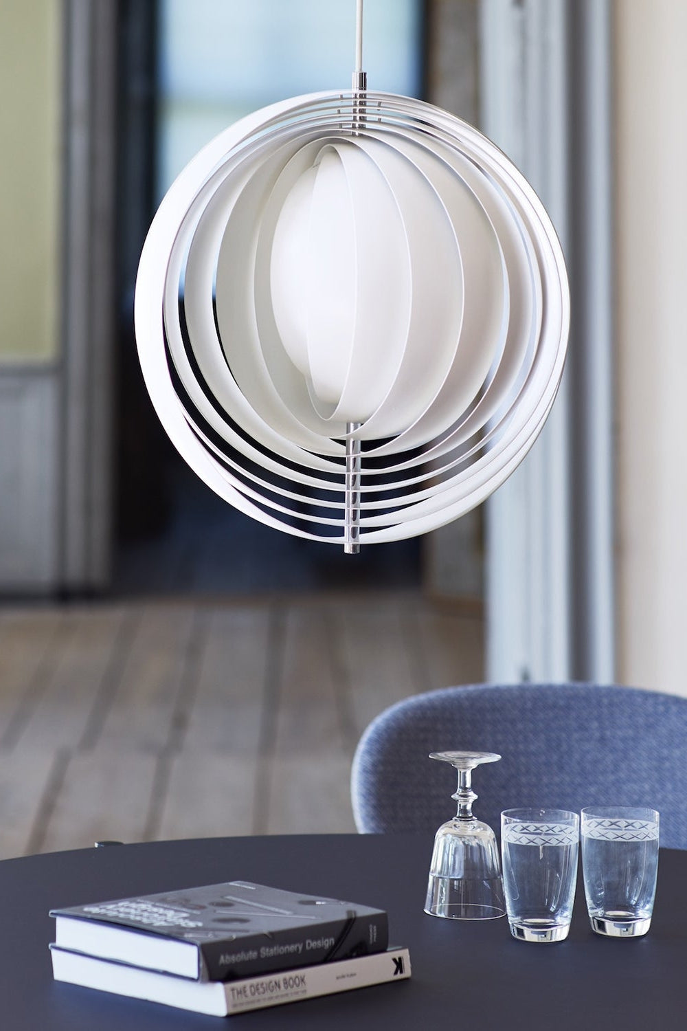 Layered Moon Pendant Lamp