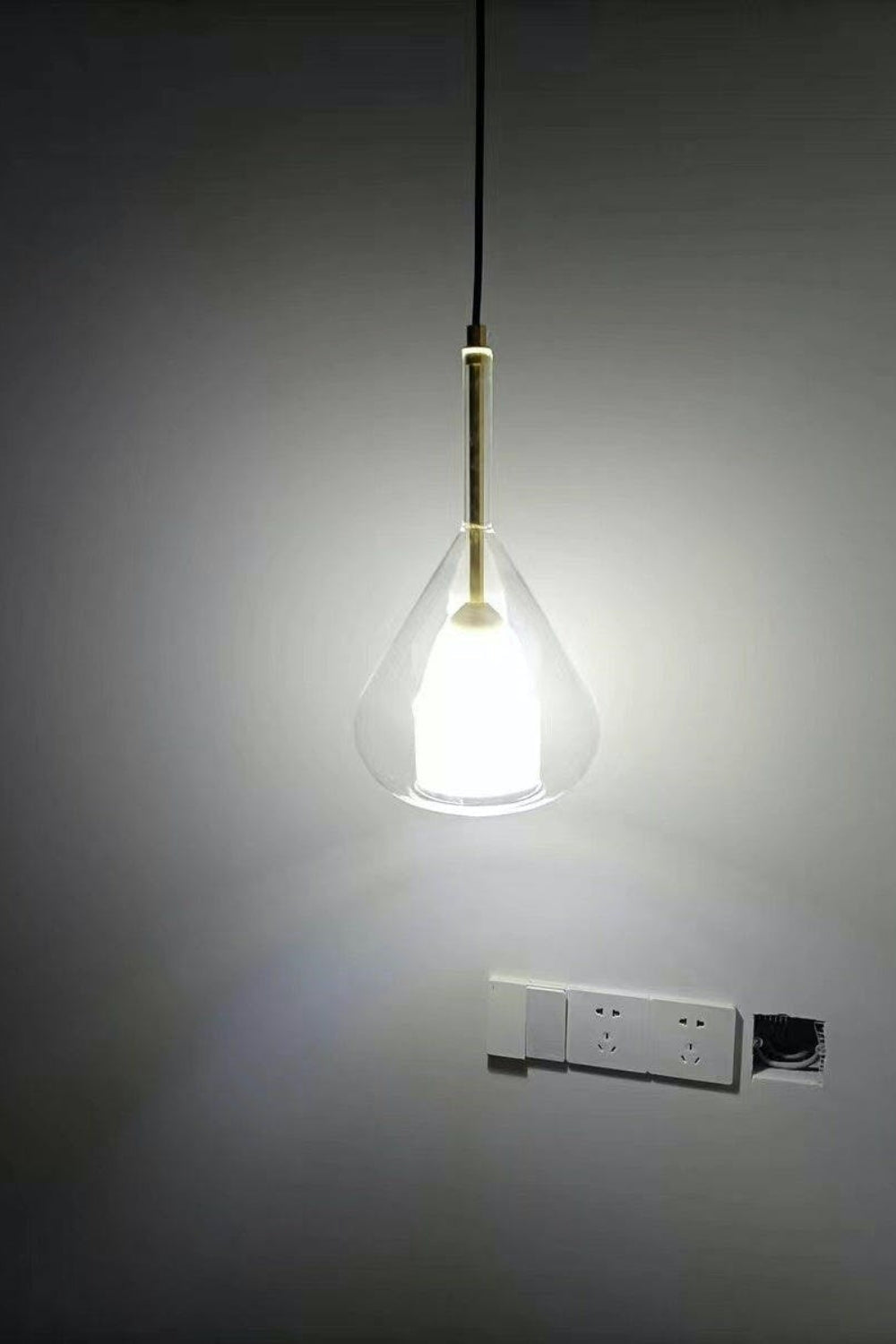 Lila Pendant Lamp
