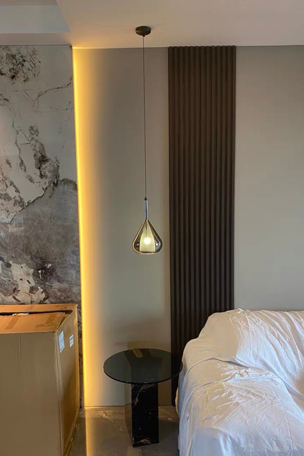 Lila Pendant Lamp