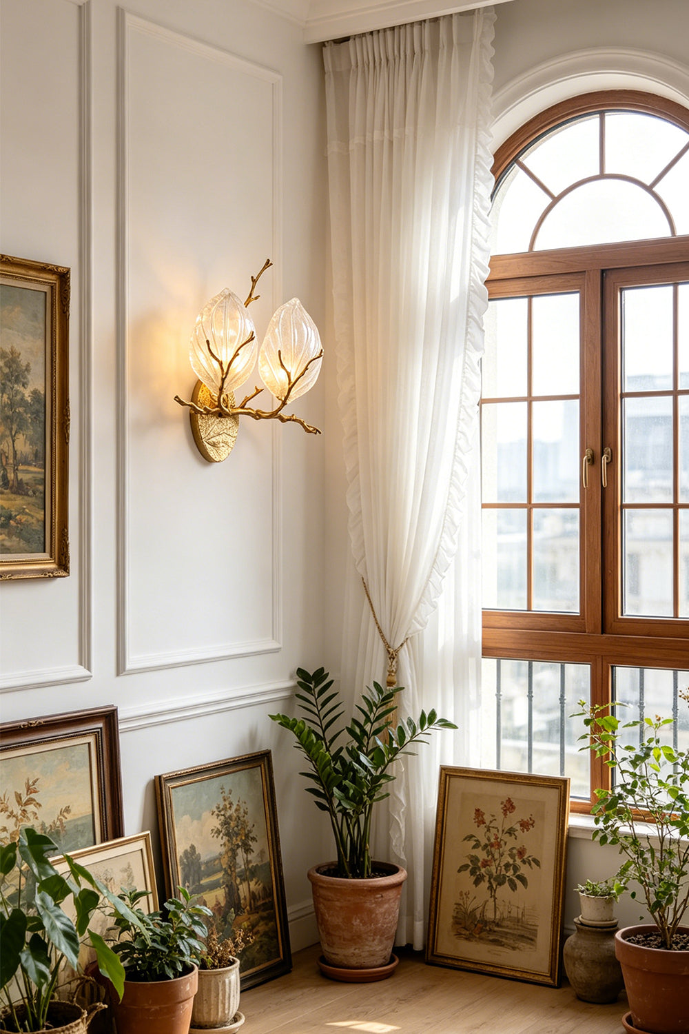 Magnolia Arbor Brass Wall Lamp