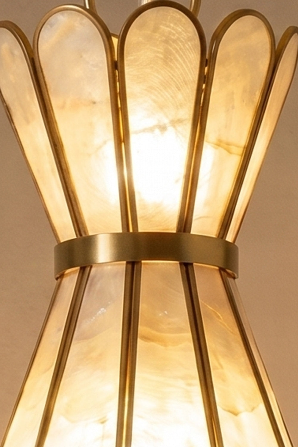 Magnolia Shell Pendant Light