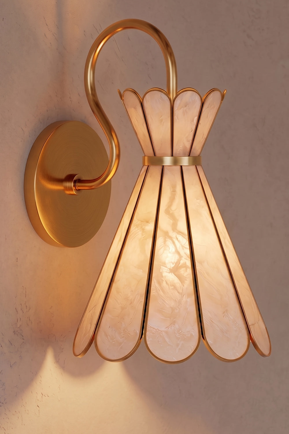 Magnolia Shell Wall Light