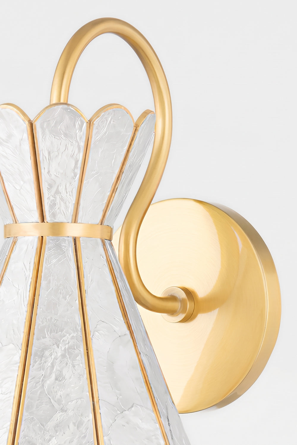 Magnolia Shell Wall Light