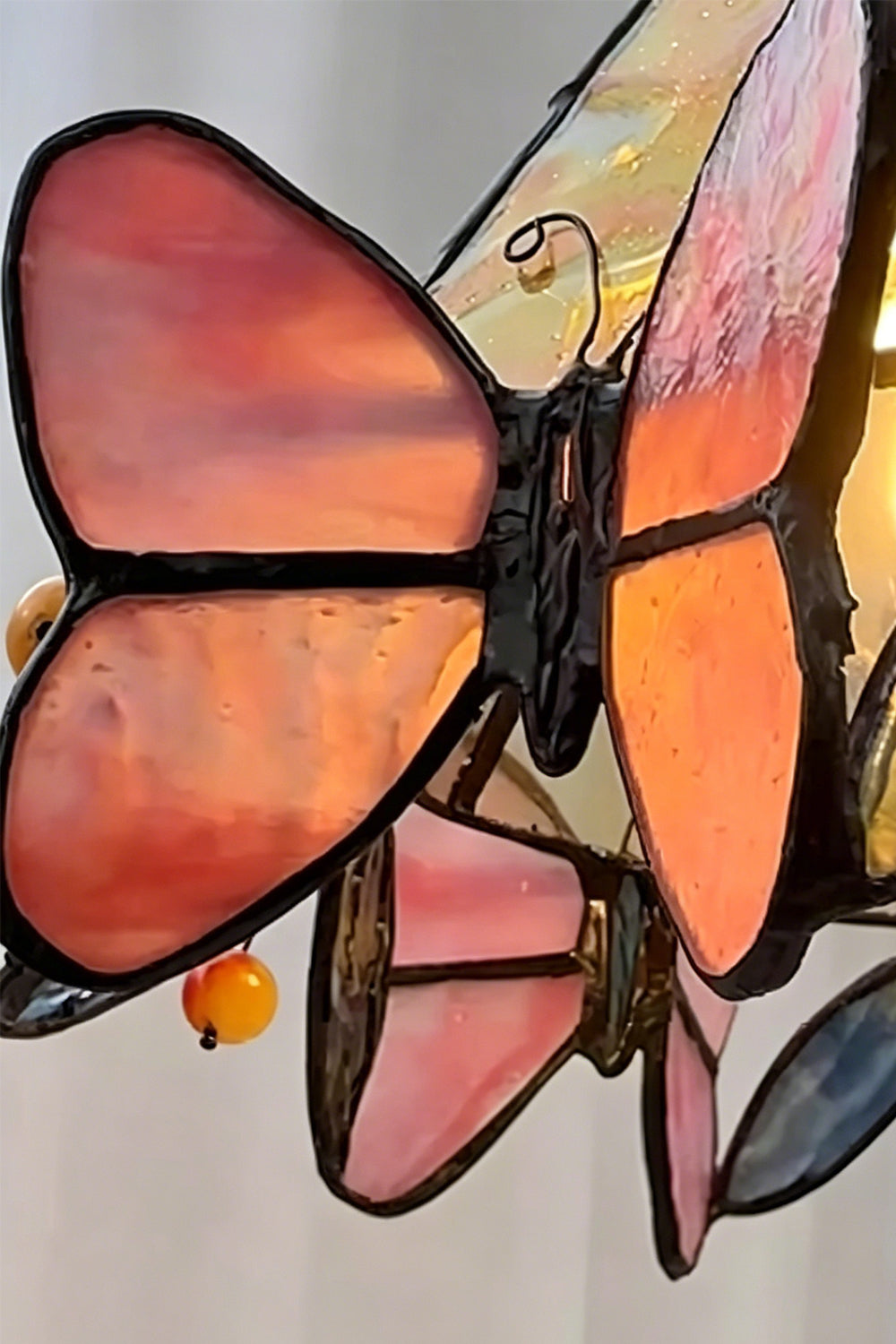 Mariposa Stained Glass Table Lamp