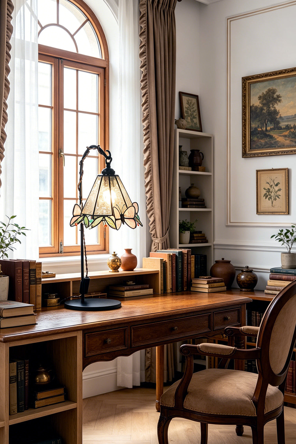 Mariposa Stained Glass Table Lamp