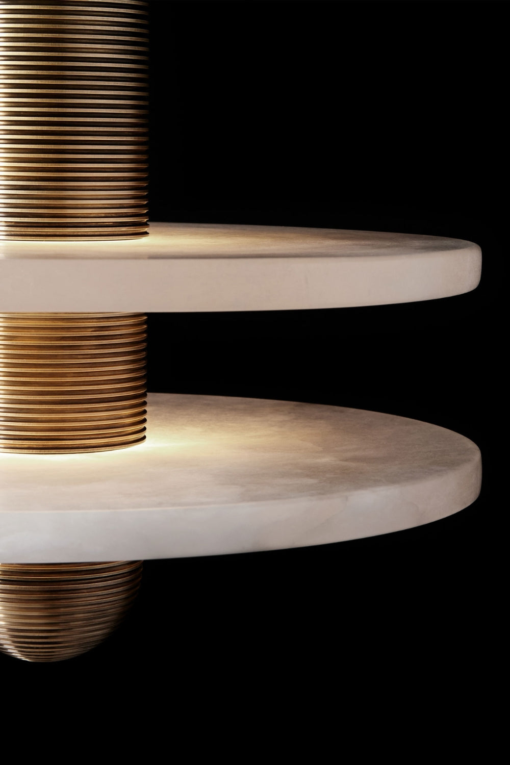 Median Mono Pendant Light
