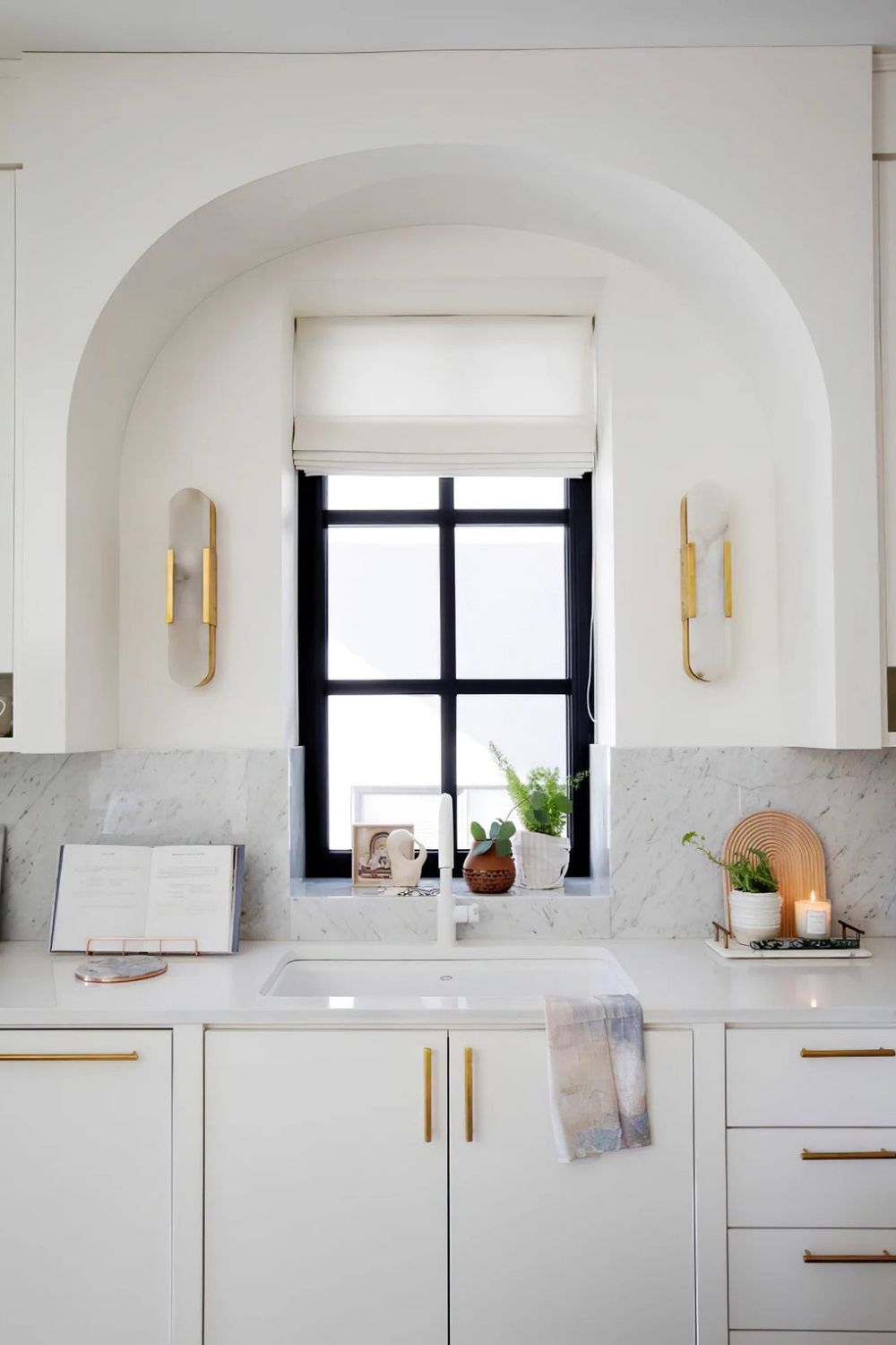 Melange Elongated Sconce