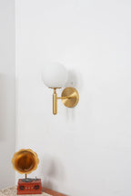 Miira Wall Light