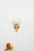 Miira Wall Light