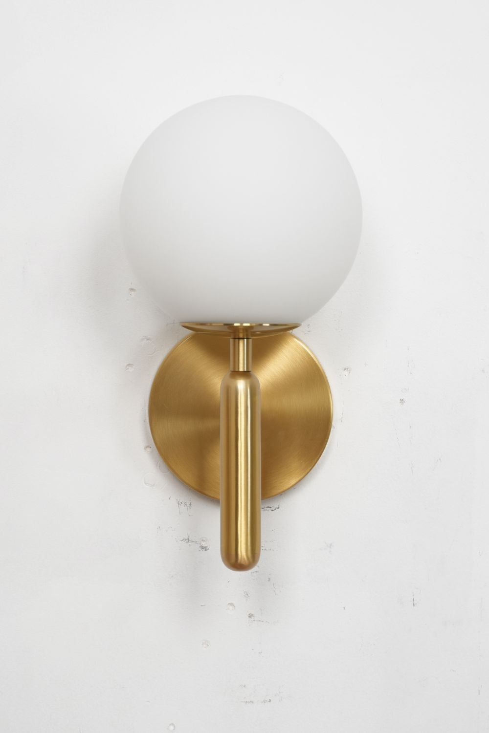 Miira Wall Light