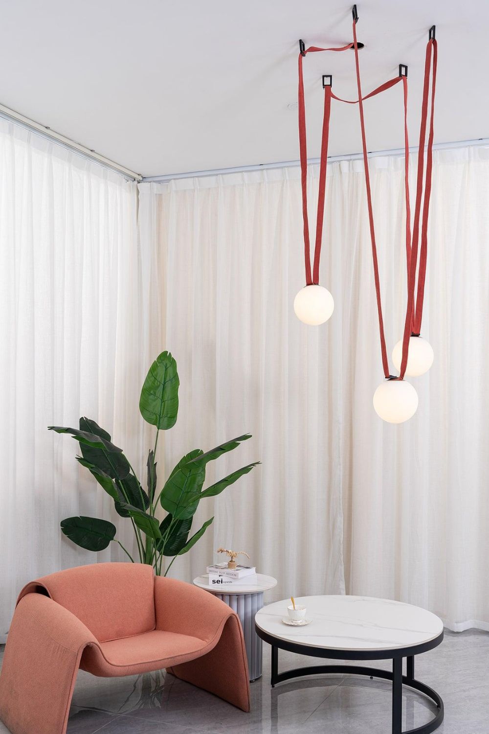 Multiple Belt Art Pendant Light