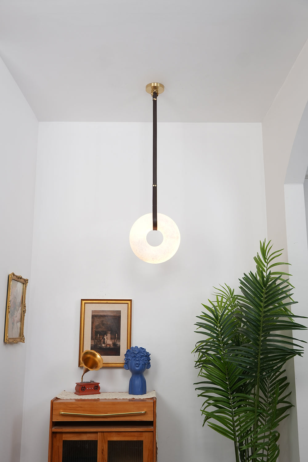 Alabaster round Pendant Light