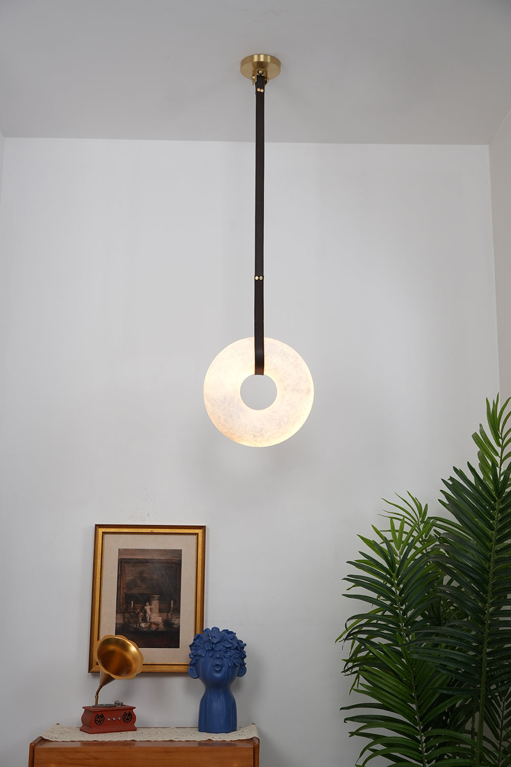 Alabaster round Pendant Light