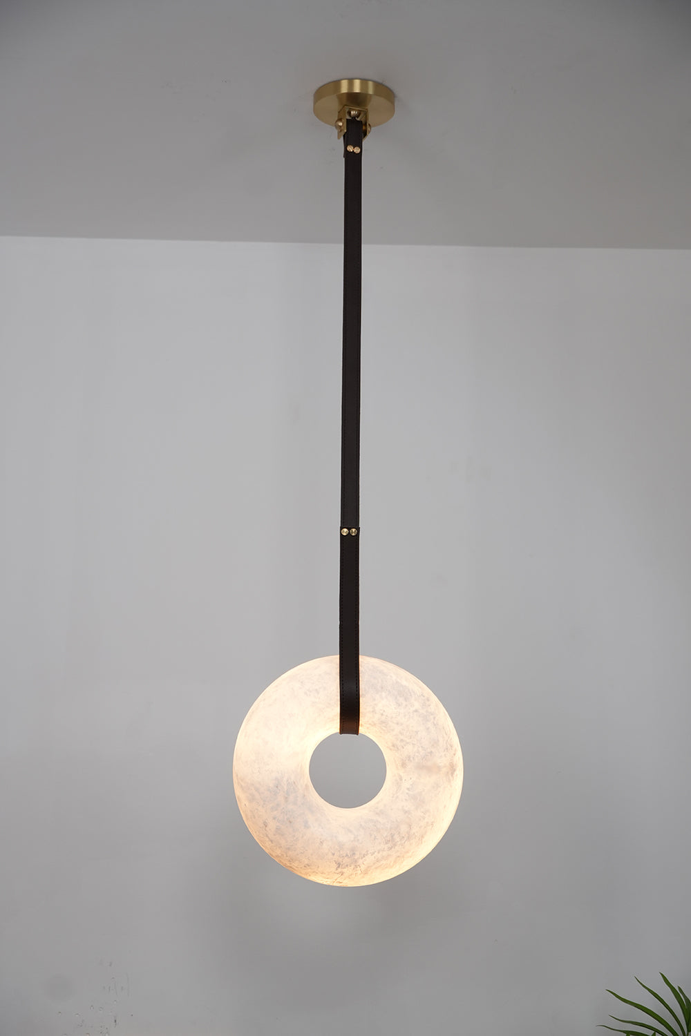 Alabaster round Pendant Light