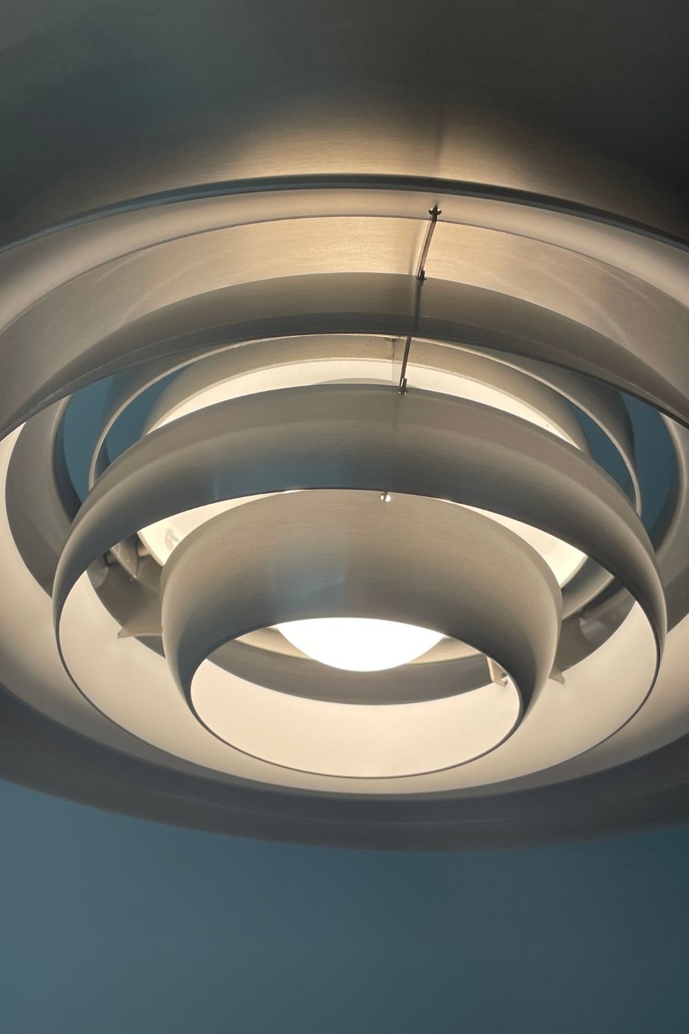 P376 Pendant Light