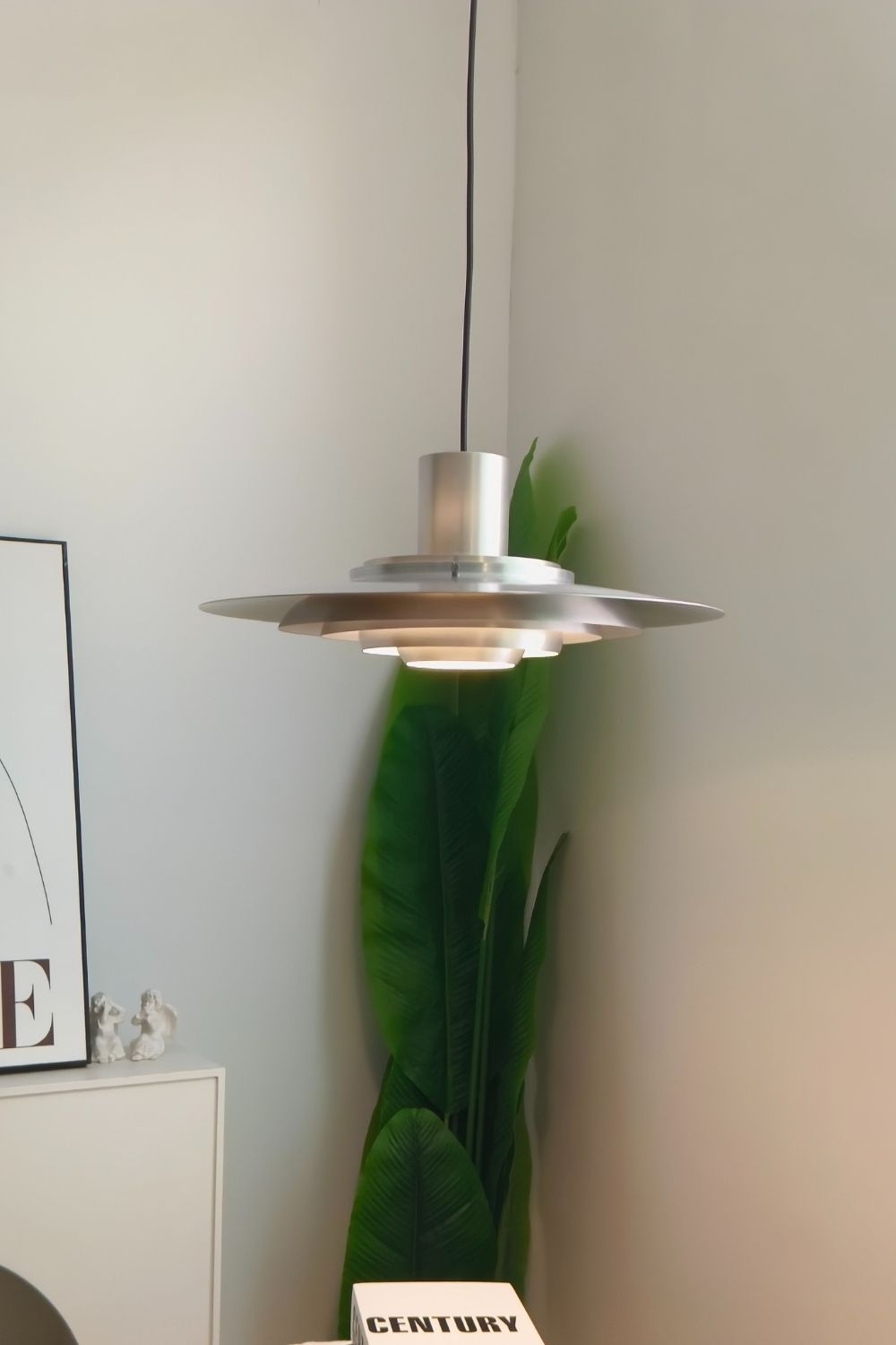 P376 Pendant Light