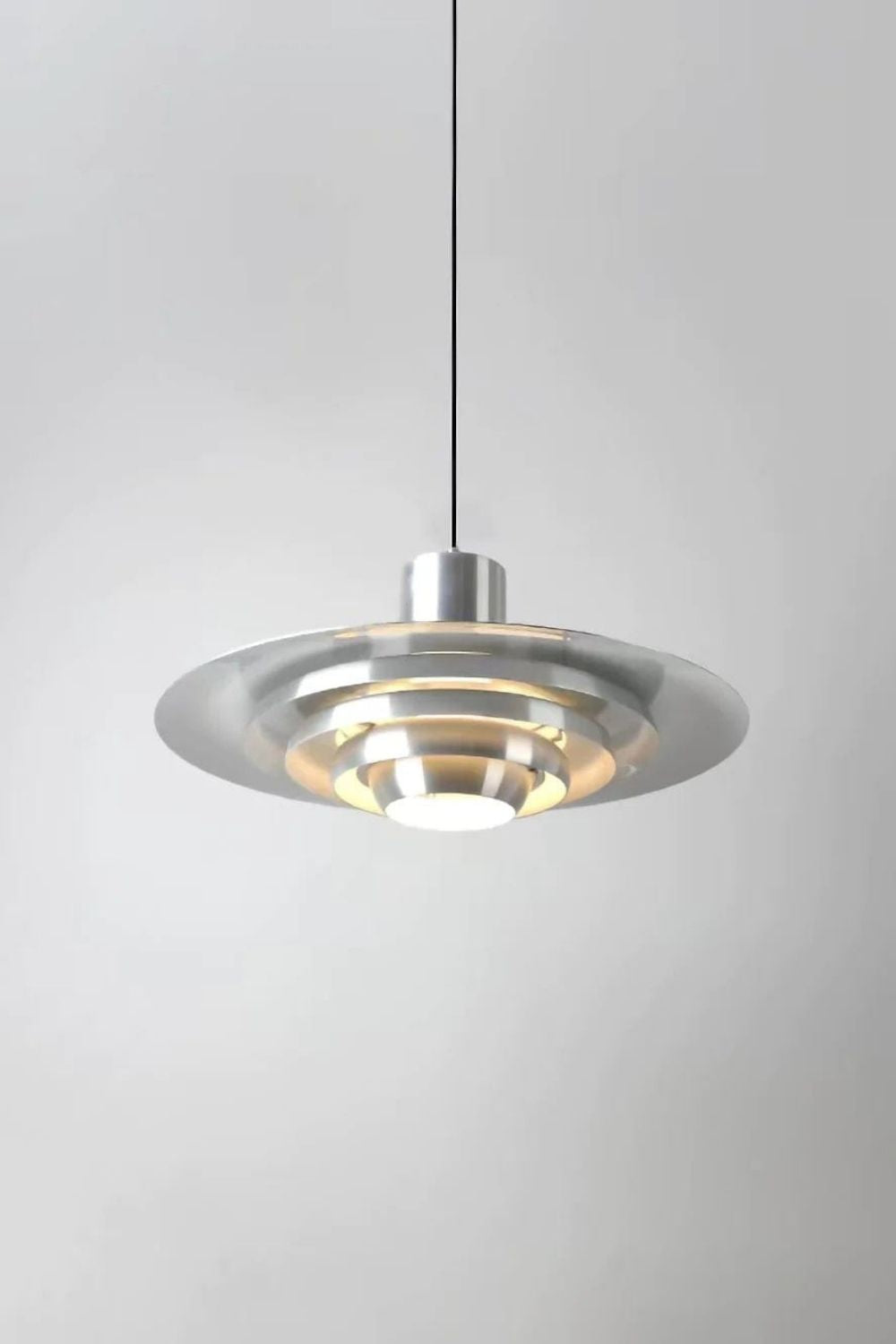 P376 Pendant Light
