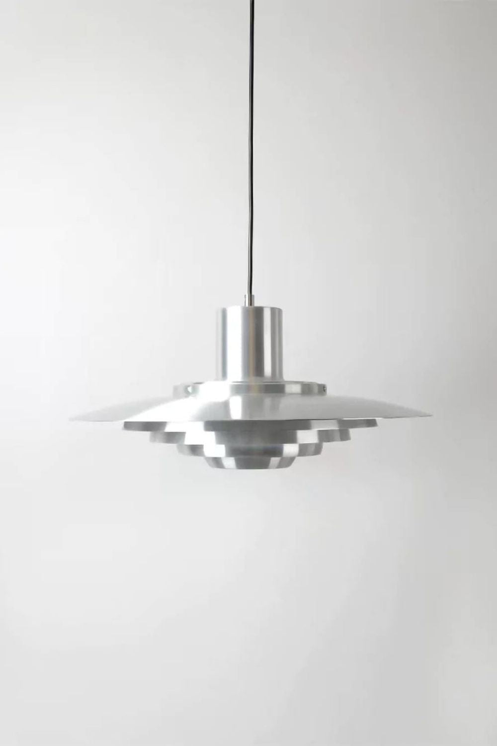 P376 Pendant Light