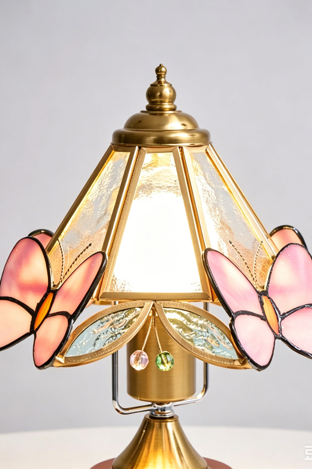 Papillon Heirloom Stained Table Lamp