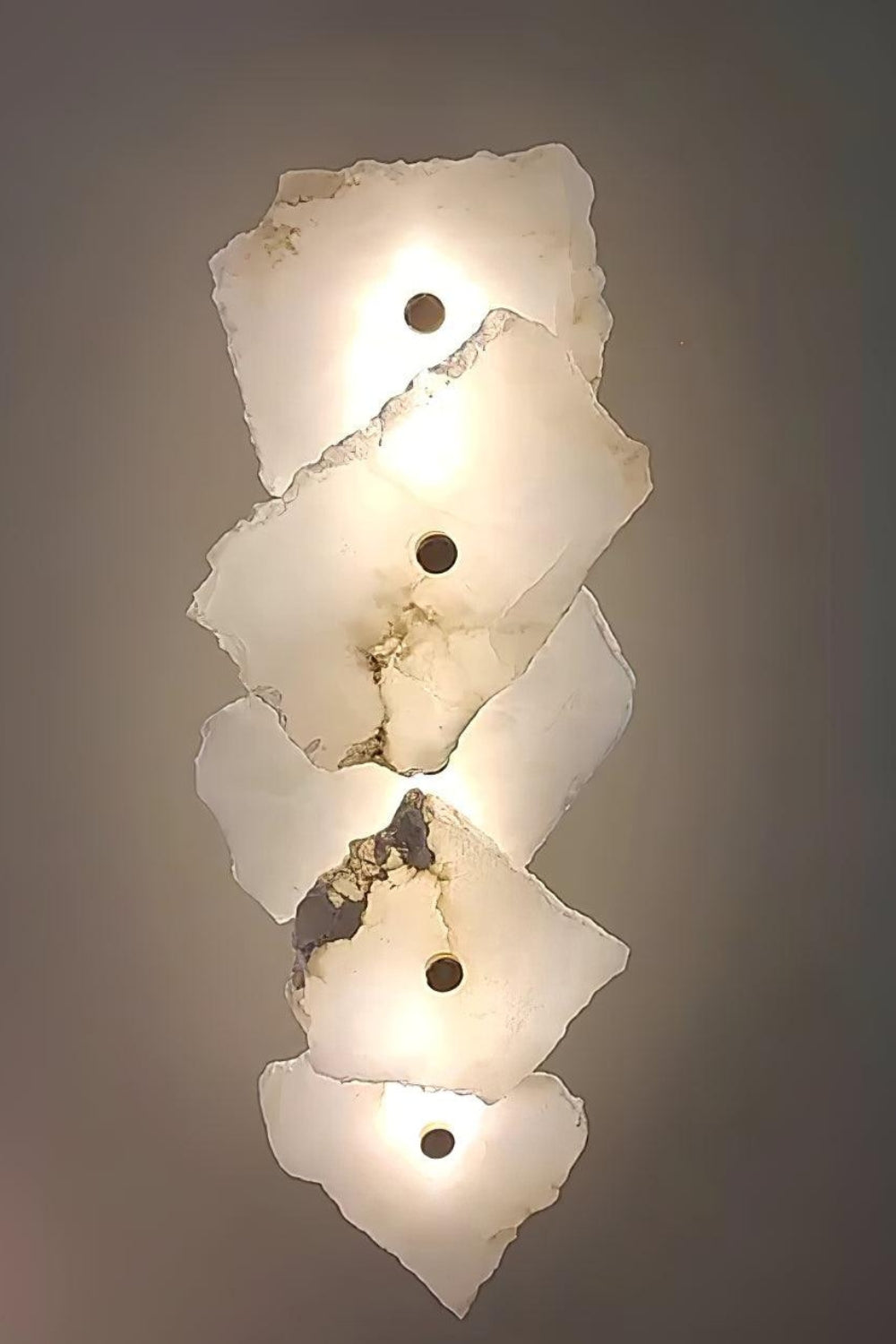 Petra Wall Lamp