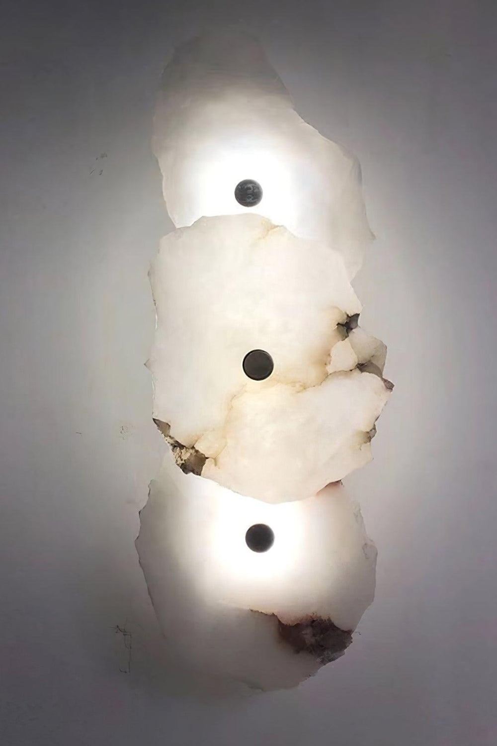 Petra Wall Lamp