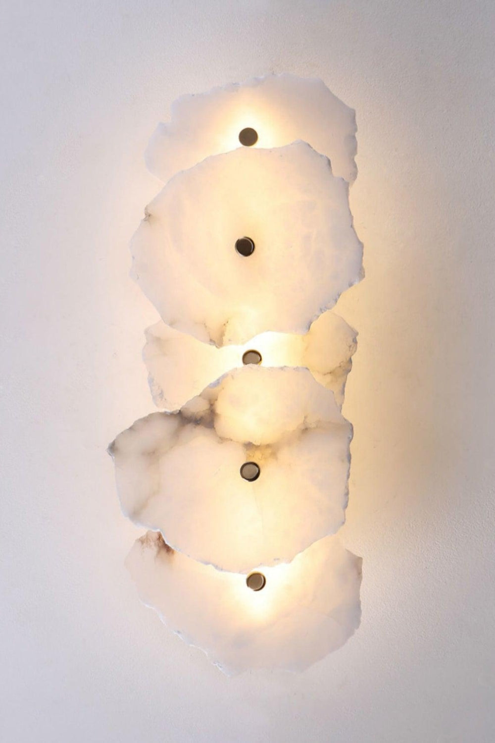 Petra Wall Lamp