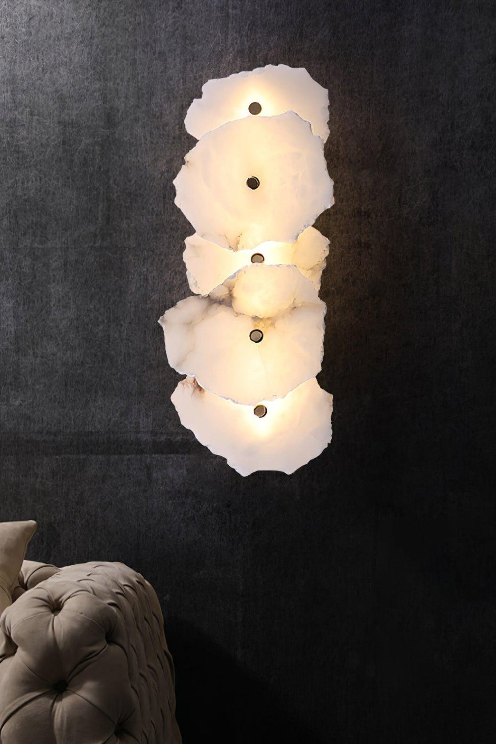 Petra Wall Lamp
