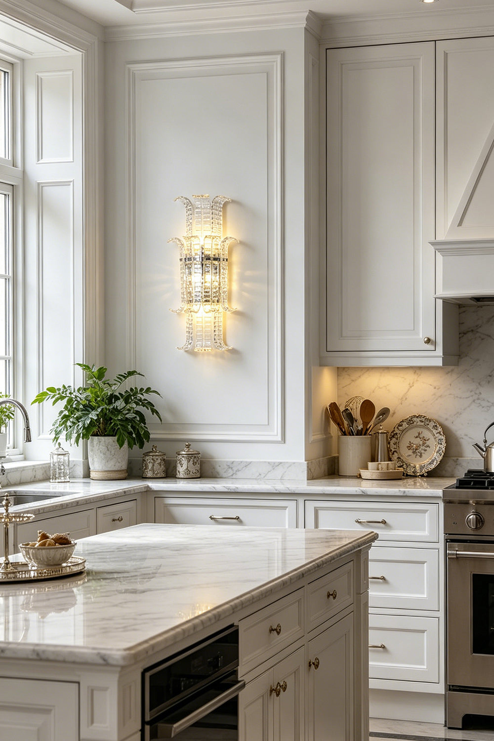 Ribbed Glass Ribbon Wall Light