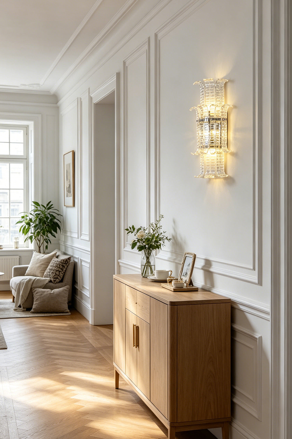 Ribbed Glass Ribbon Wall Light