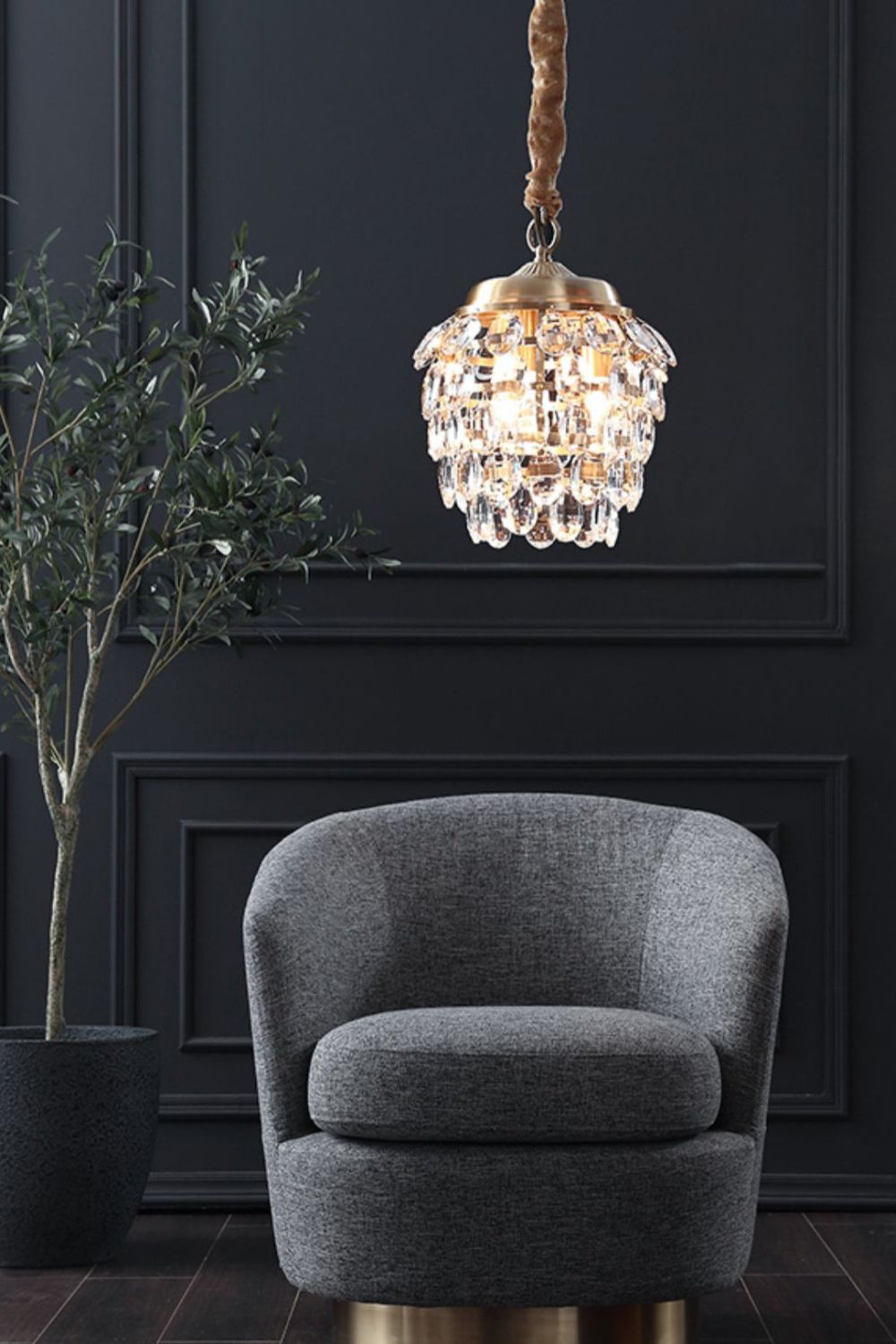 Roxanne Crystal Pendant Light