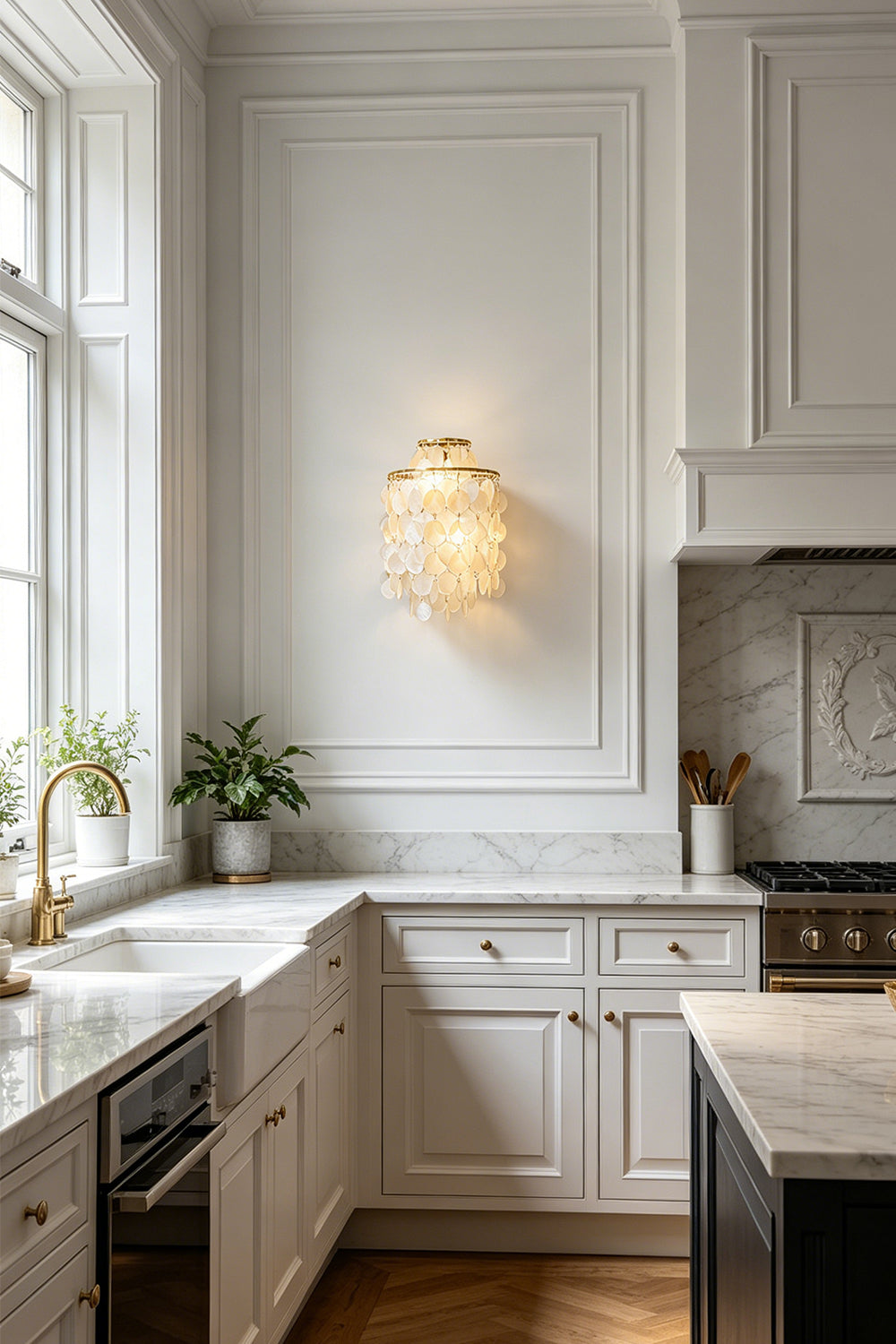 Shell Cascading Wall Light