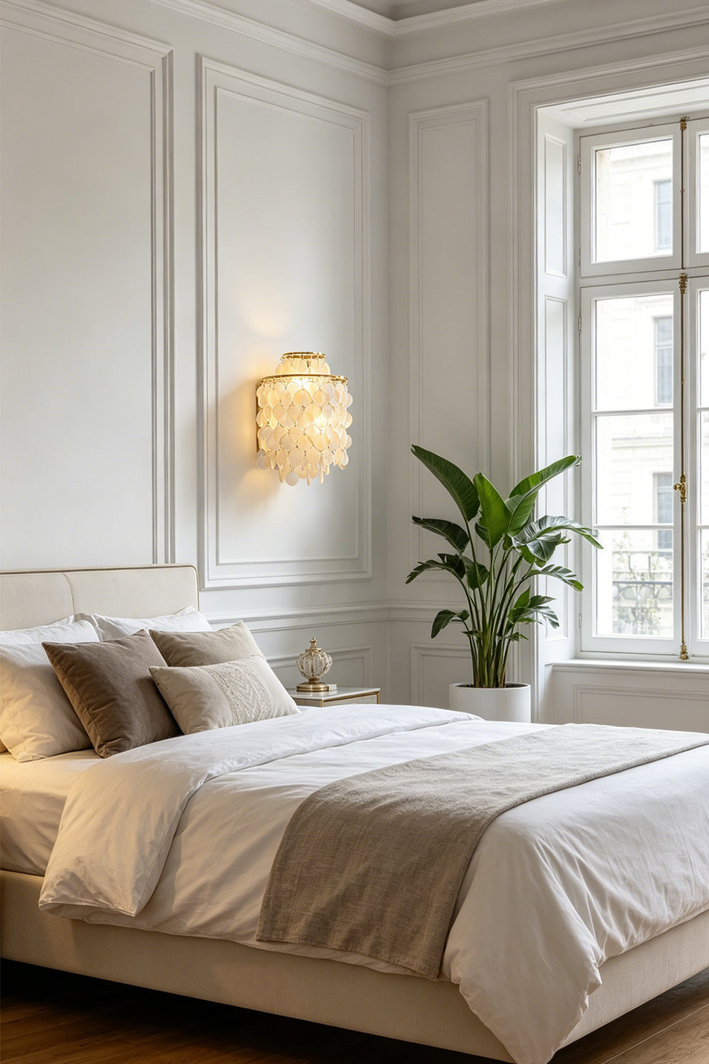 Shell Cascading Wall Light