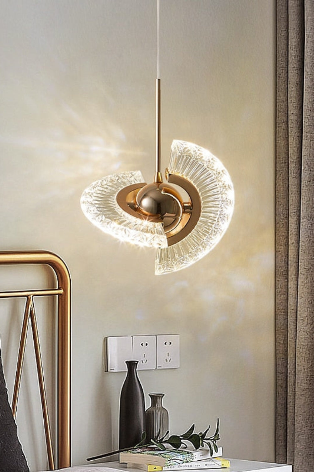 UFO Acrylic Pendant Light
