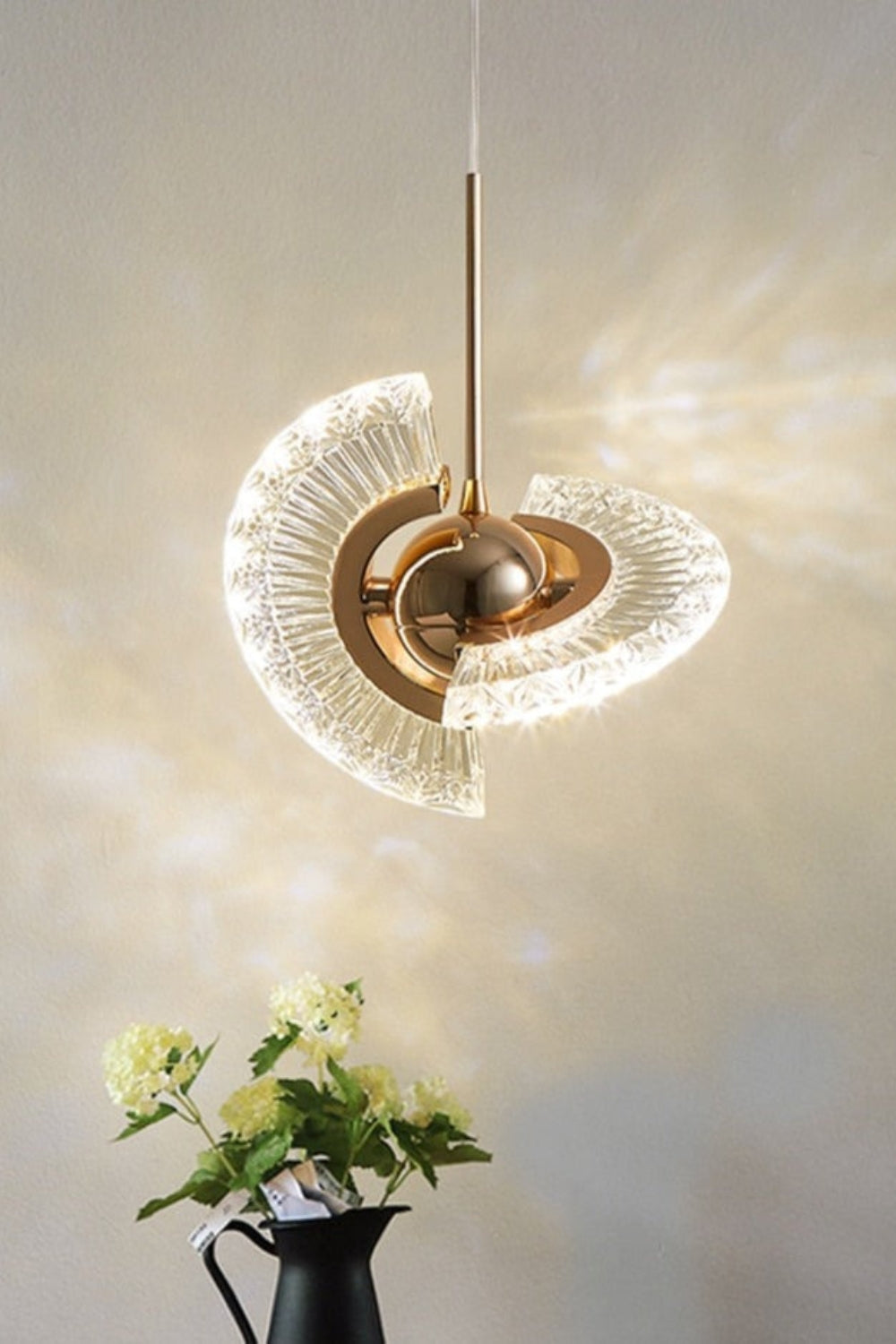 UFO Acrylic Pendant Light