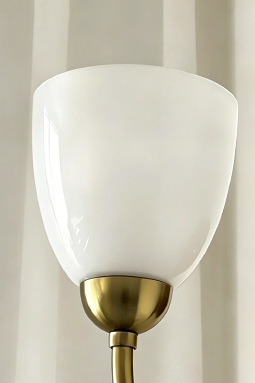 Veil Curve Glass Wall Lamp