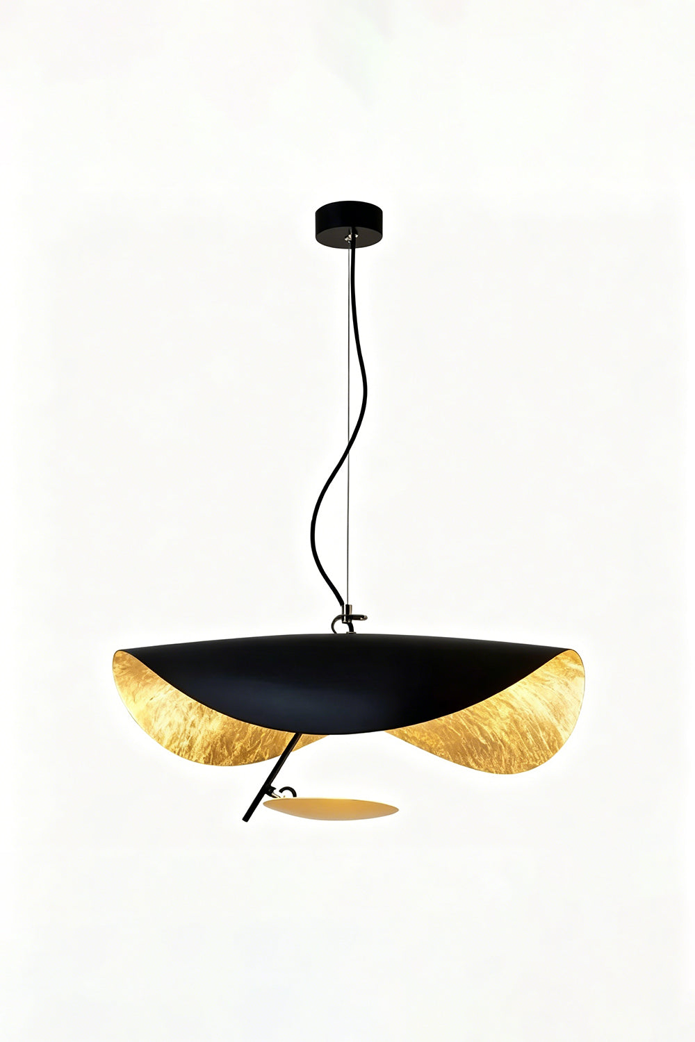 Voluta Horizon Metal Pendant Light